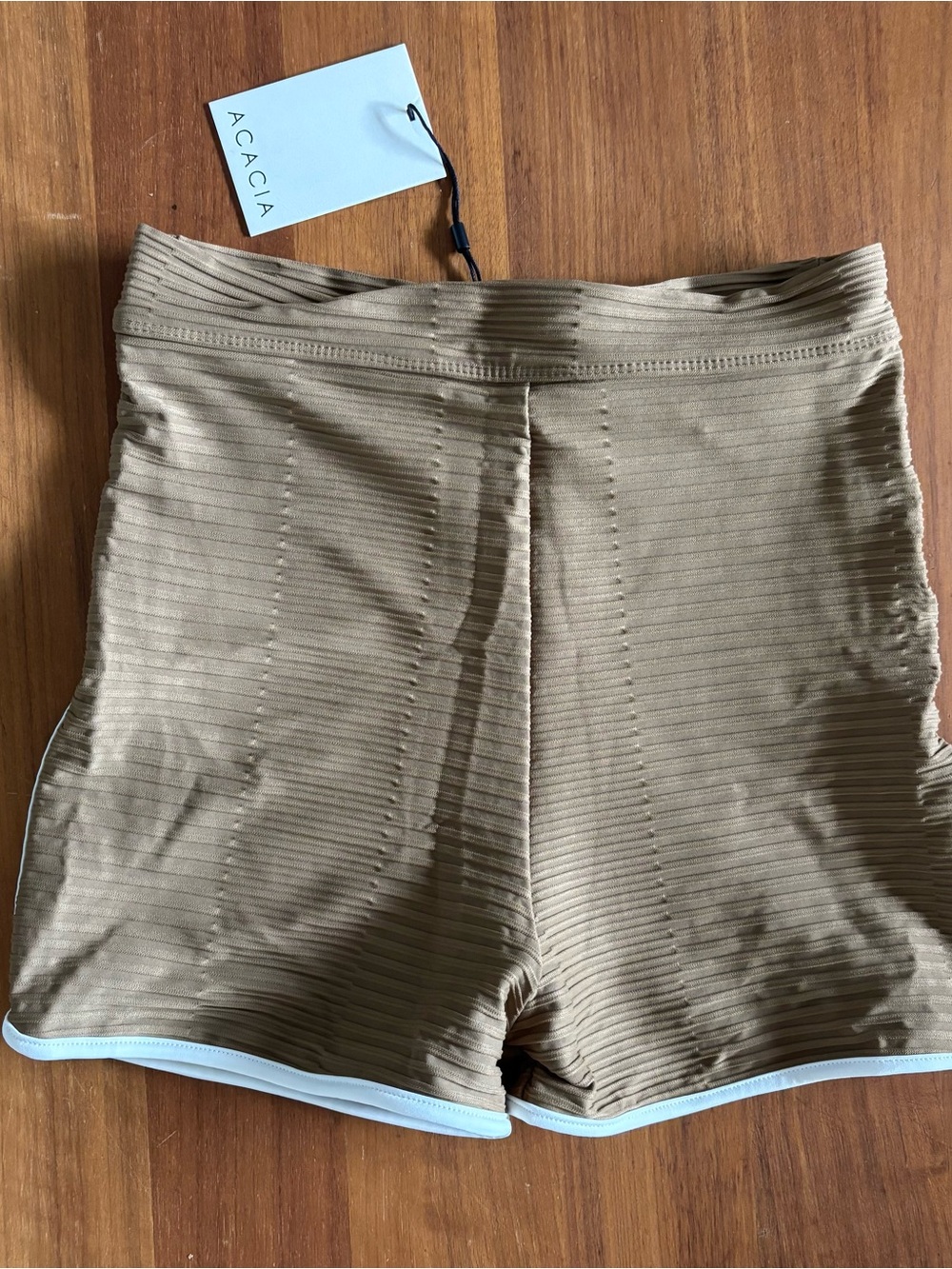 Acacia bottoms